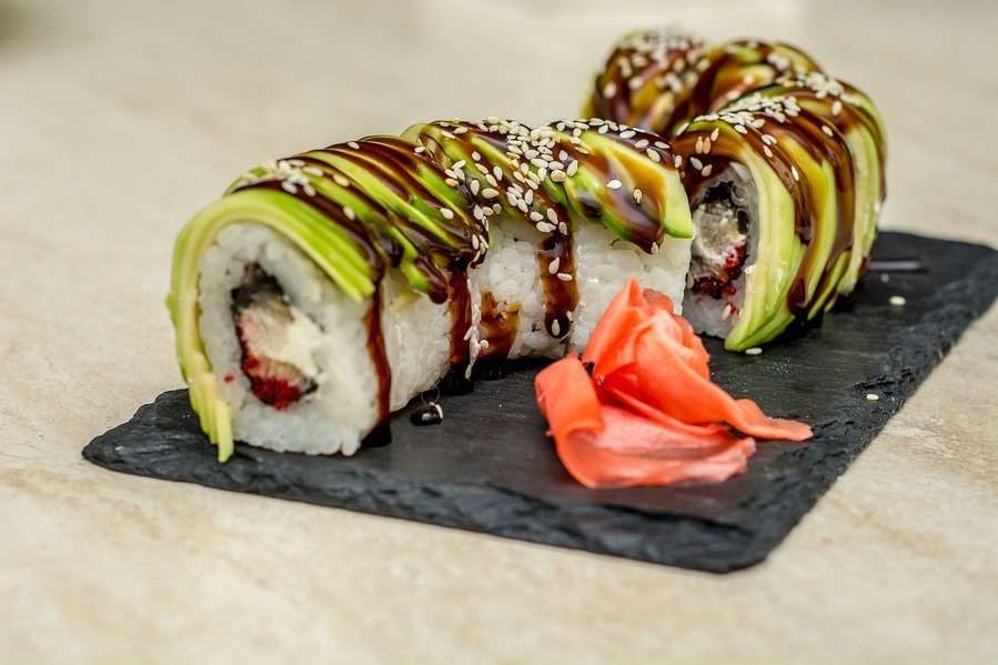 Den ultimata guiden till hur du gör din egen veganska sushi hemma!